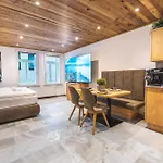 Alpine Essence - Luxury In Zell Am Center 아파트 젤암제