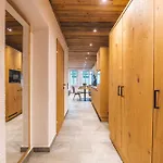 Alpine Essence - Luxury In Zell Am Center 아파트 *